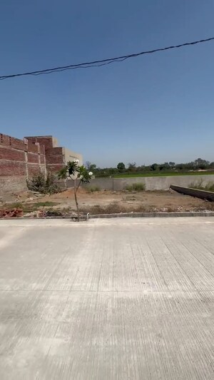  Plot For Sale in Koni