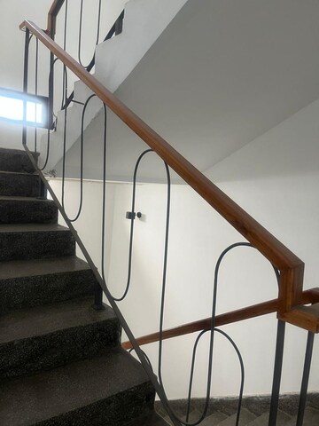 Staircase in  Warehouse at Sector 57 – for Rent
