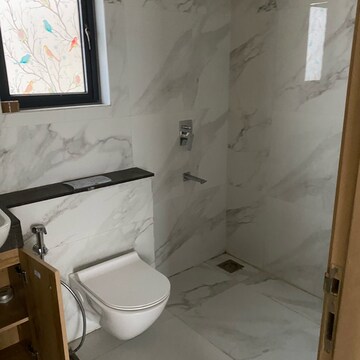 Attached Bathroom in 2 BHK Apartment at M3M Skywalk, Southern Peripheral Road – for Rent