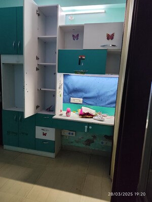 Room in 3 BHK Apartment at Supertech Livingston, Sain Vihar – for Sale