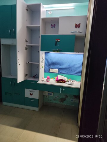 Furnished Amenities in 3 BHK Apartment at Supertech Livingston, Sain Vihar – for Sale