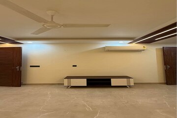 3 BHK Apartment For Rent in Suncity Essel Tower, Sector 28