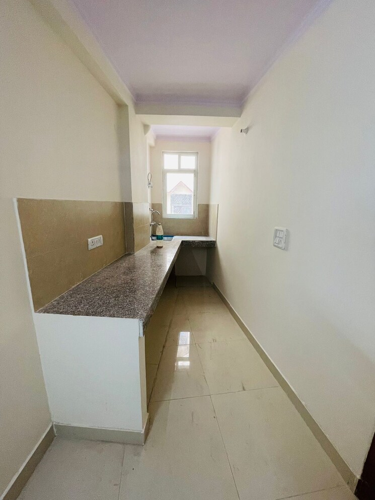 Kitchen, mayur vihar phase 1 2.5 Bedroom 600 Sq.Ft. Builder Floor In Mayur Vihar Phase 1 Delhi 8584608