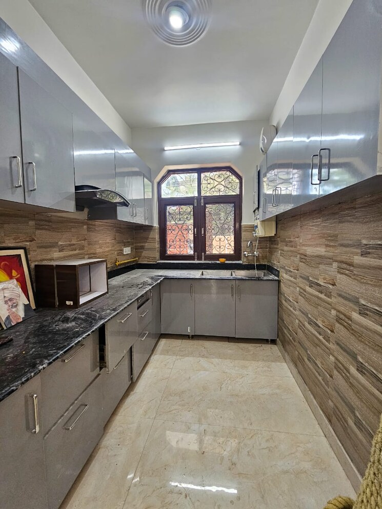 Kitchen, ansal-plaza-sector-23 2 Bedroom 1810 Sq.Ft. Independent House In Sector 23 Gurgaon 8584626