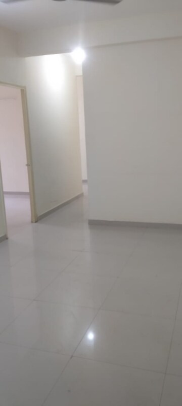 2 BHK Apartment For Rent in Pyramid Fusion Homes, Sector 70a