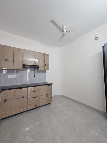 Kitchen in 2 BHK Builder Floor at Unitech Infospace, Sector 21 – for Rent