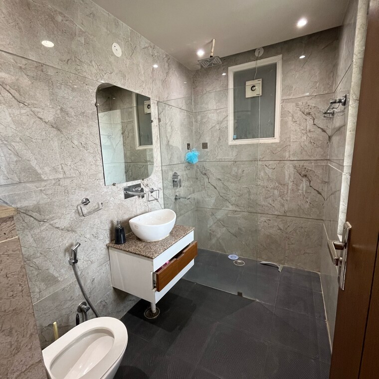 Bathroom, chattarpur 3 Bedroom 1200 Sq.Ft. Builder Floor In Chattarpur Delhi 8584657