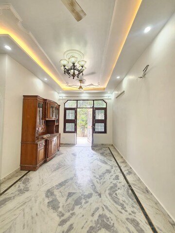 Bedroom in 2 BHK Independent House at Ansal Plaza Sector-23, Sector 23 – for Rent
