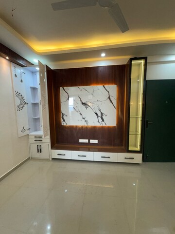 Furnished Amenities in 2 BHK Apartment at Pyramid Fusion Homes, Sector 70a – for Rent