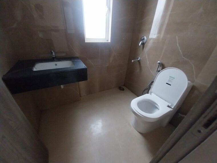 Bathroom, smart-world-gems 3.5 Bedroom 1494 Sq.Ft. Apartment In Sector 89 Gurgaon 8584696