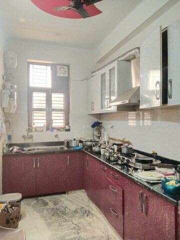Master Bedroom in 2 BHK Independent House at Ansal Plaza Sector-23, Sector 23 – for Rent