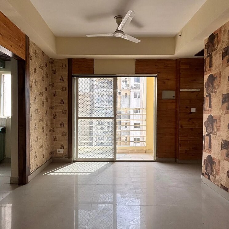 Living Room, paras-tierea 2 Bedroom 1195 Sq.Ft. Apartment In Sector 137 Noida 8584707