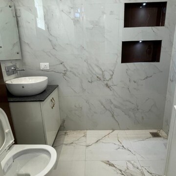 Bathroom in 3 BHK Apartment at Patiala Road – for Sale