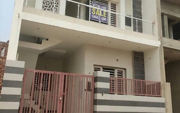 4 BHK Independent House For Sale in Sector 115