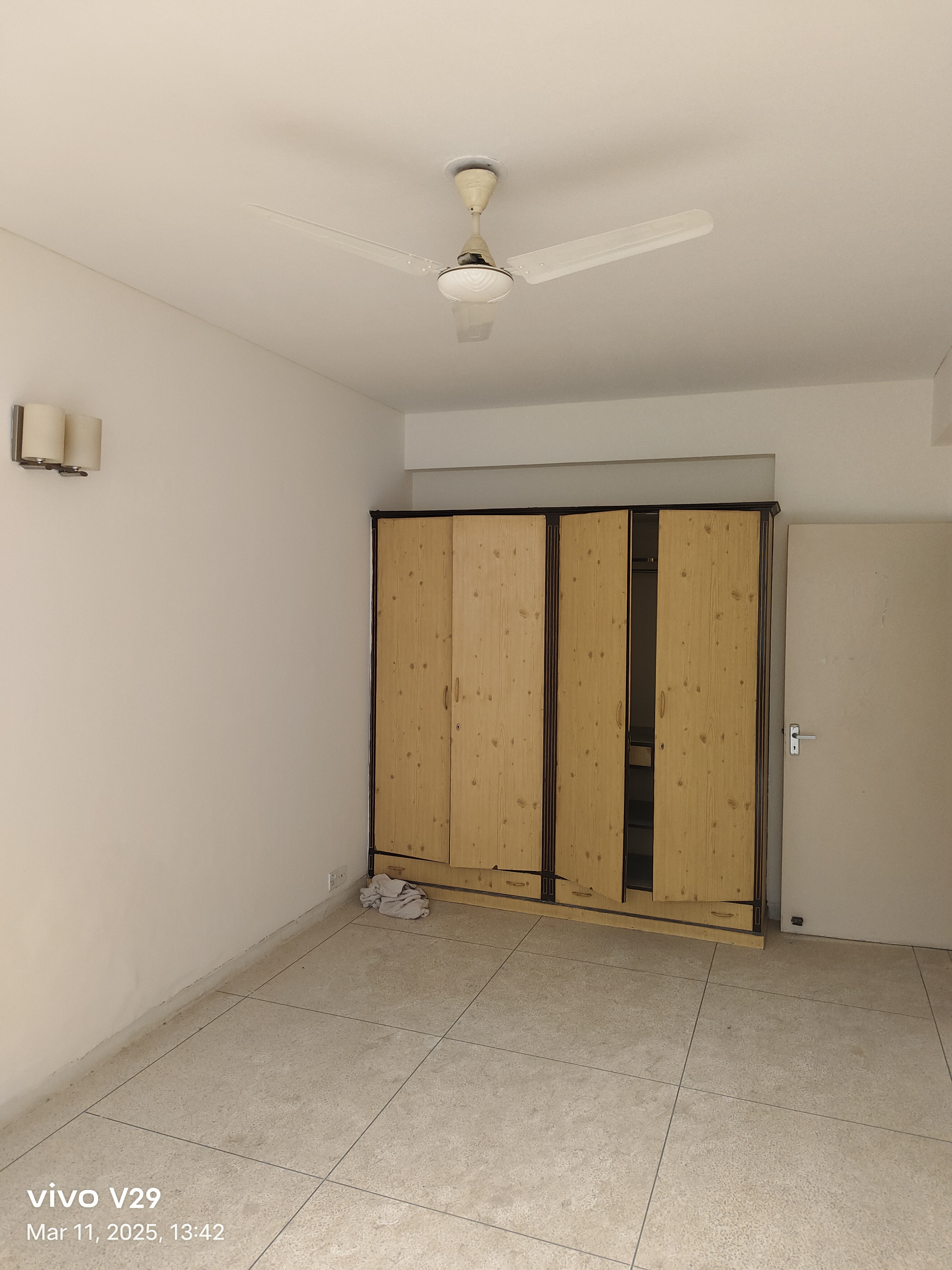 3 BHK Apartment For Sale in DLF The Carlton Estate