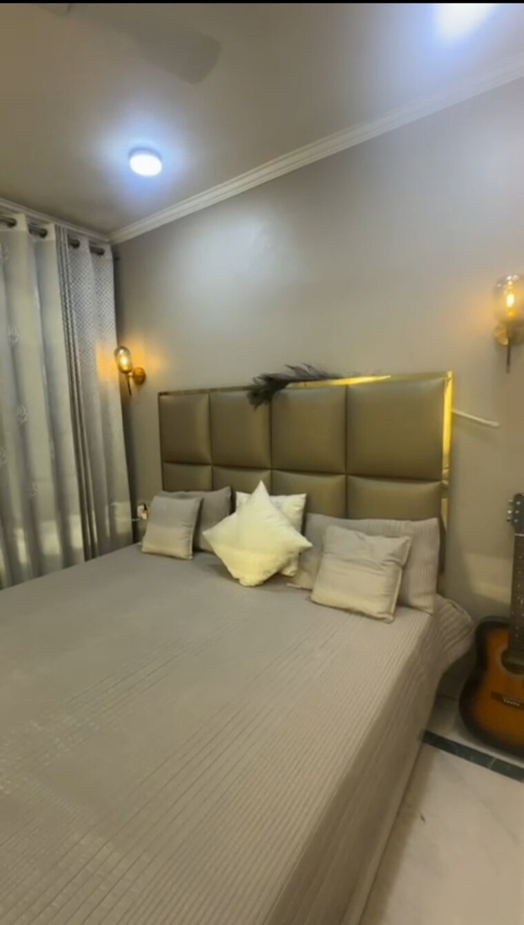 Bedroom, anand vihar 3 Bedroom 1150 Sq.Ft. Builder Floor In Anand Vihar Delhi 8584752