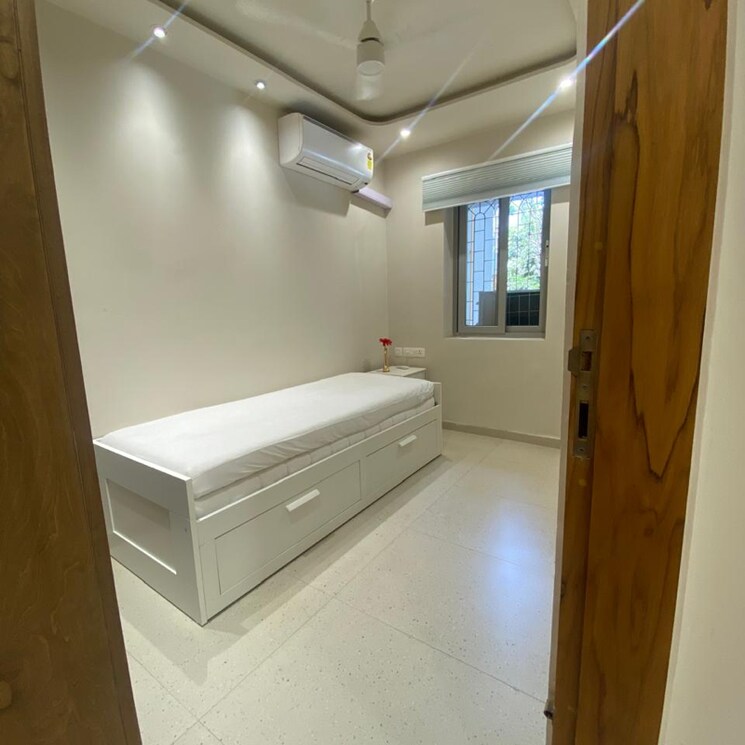 Room, cozy-home 2.5 Bedroom 1250 Sq.Ft. Apartment In Pali Hill Mumbai 8584940