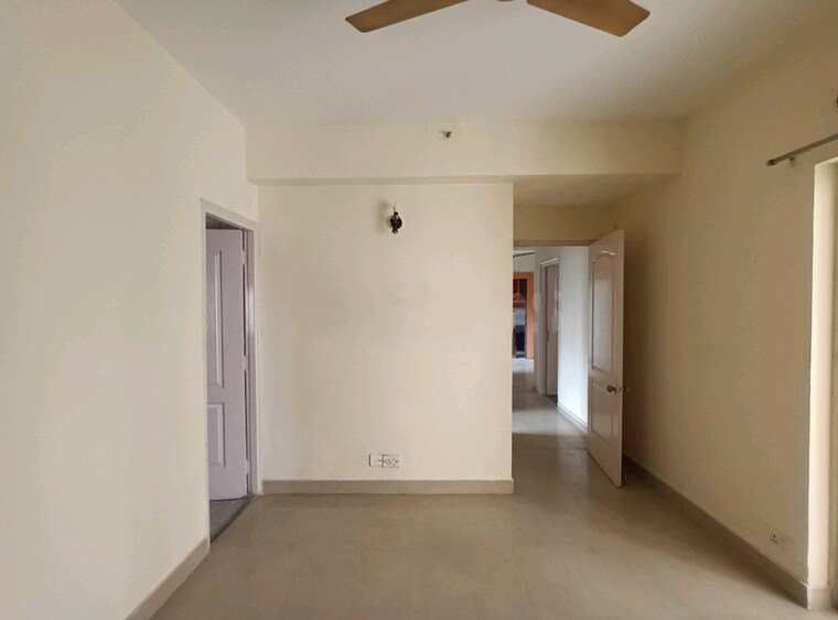 Room, paras-tierea 2 Bedroom 1195 Sq.Ft. Apartment In Sector 137 Noida 8584796