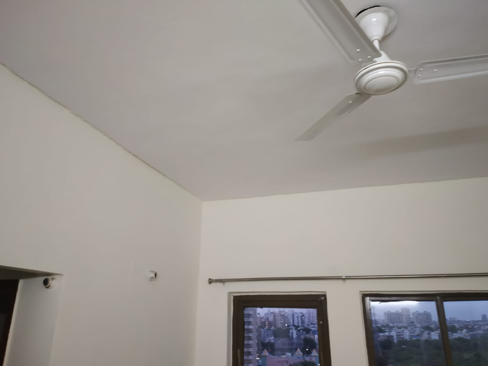 2 BHK Apartment For Rent in Ansal Sushant Estate