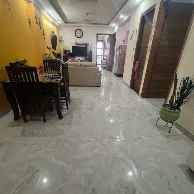  Parking, chattarpur 3 Bedroom 130 Sq.Yd. Builder Floor In Chattarpur Delhi 8584845