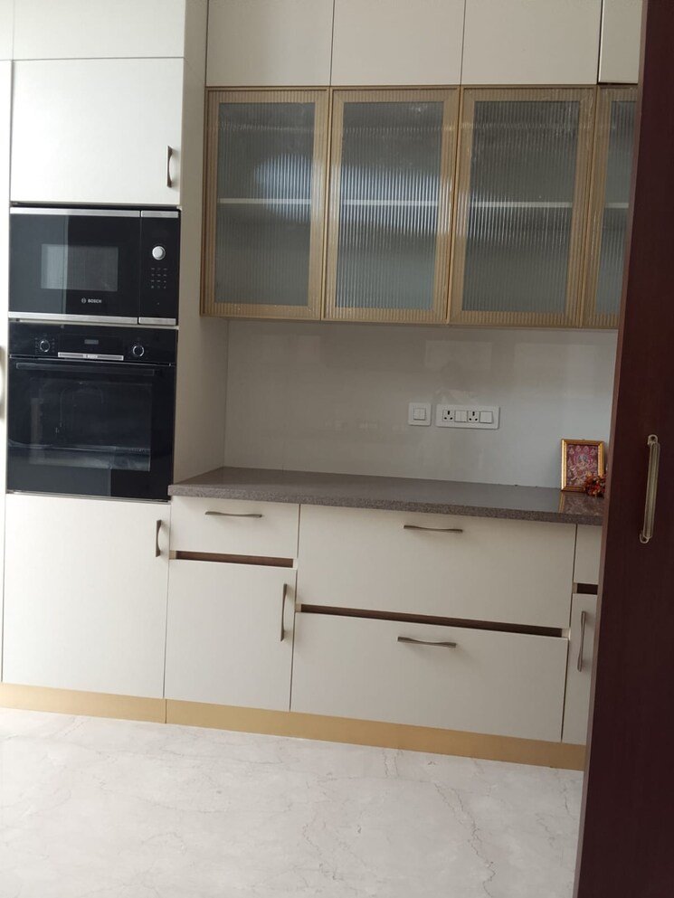 Kitchen, vasant vihar 4 Bedroom 500 Sq.Yd. Builder Floor In Vasant Vihar Delhi 8584840