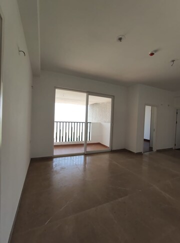 Room in 3 BHK Apartment at Mapsko Mount Ville, Sector 79 – for Rent