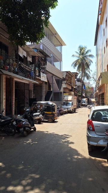 Parking in  Warehouse at High Rise Building, Goregaon West – for Rent