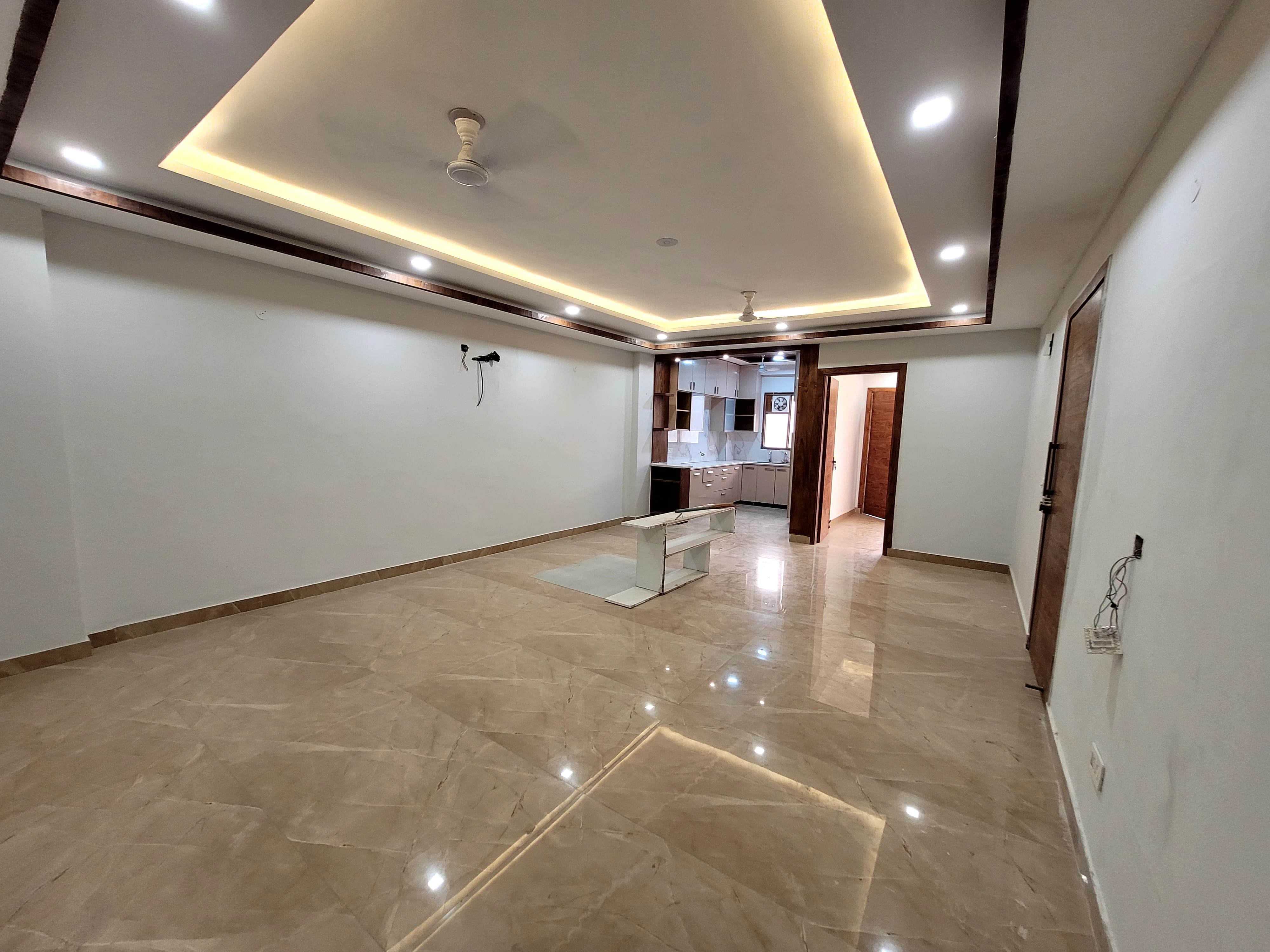 3 BHK + Servant Room Builder Floor For Sale in Green Fields Colony