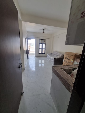 1 BHK Builder Floor For Rent in Sector 69
