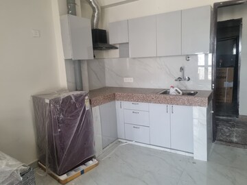 Kitchen in 1 BHK Builder Floor at Sector 69 – for Rent