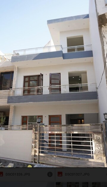 4 BHK Independent House For Rent in Zirakpur
