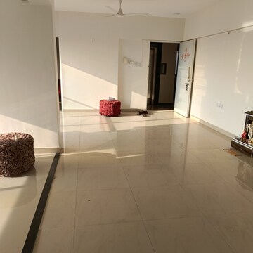 5 BHK Apartment For Rent in Mahalaxmi