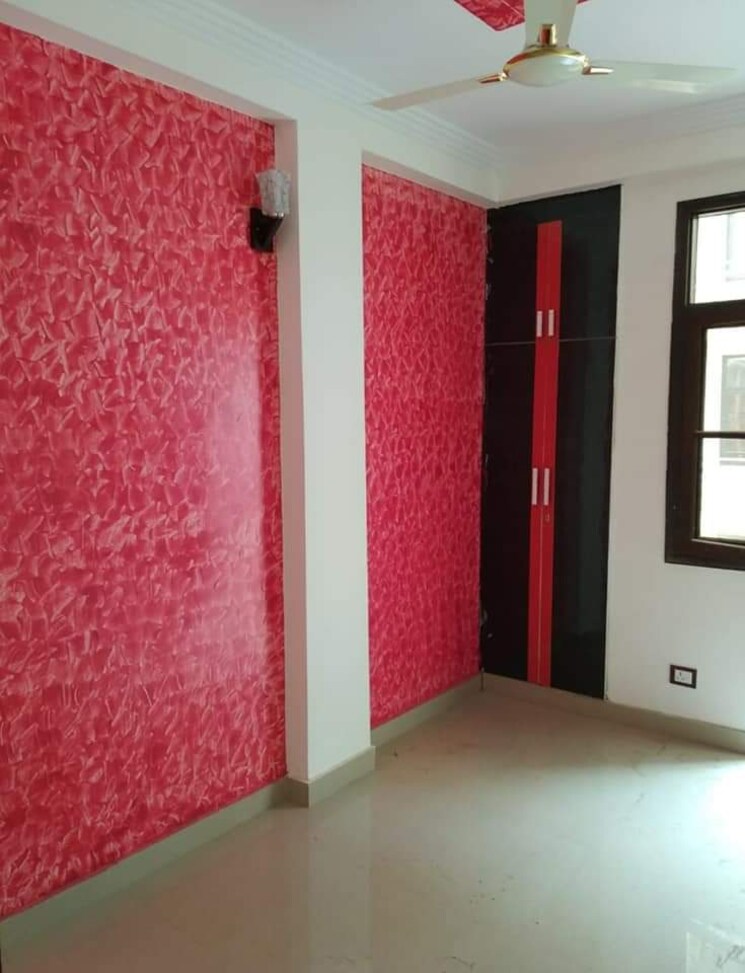 Room, sr-73-avenue 3 Bedroom 1430 Sq.Ft. Builder Floor In Sector 73 Noida 8585010