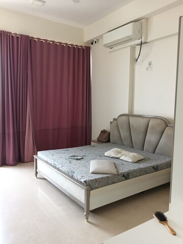 Bedroom in 3 BHK Apartment at Kohinoor Square Altissimo, Dadar West – for Rent
