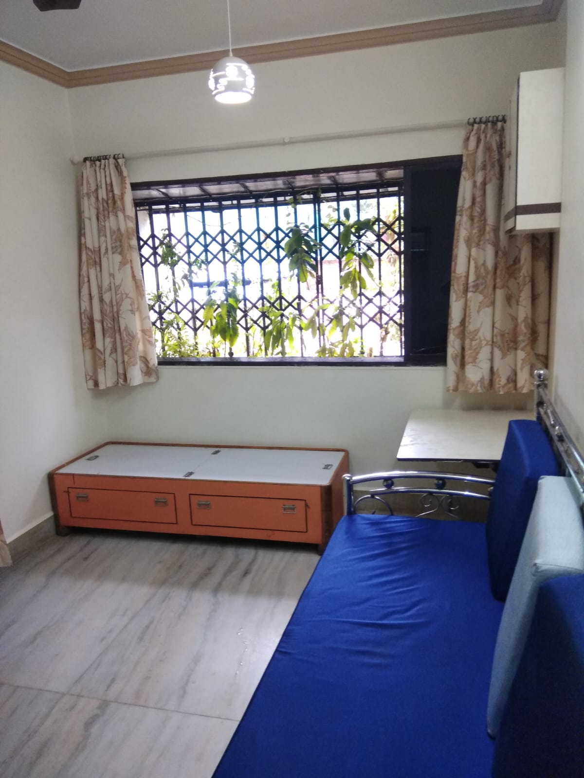 1 BHK Apartment For Rent in Someshwar Building