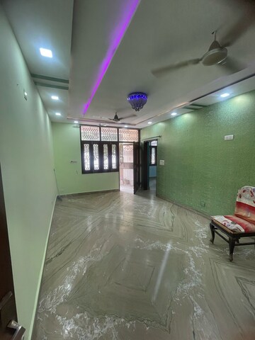 2 BHK Apartment For Rent in Paschim Vihar