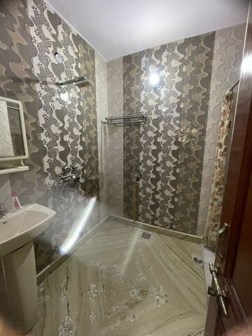 Bathroom in 2 BHK Apartment at Paschim Vihar – for Rent