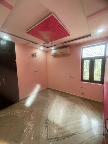 Bedroom in 2 BHK Apartment at Paschim Vihar – for Rent