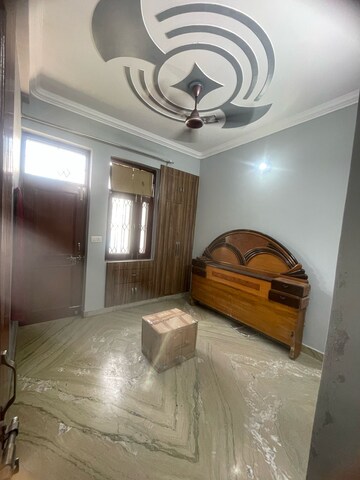 Bedroom in 2 BHK Apartment at Paschim Vihar – for Rent