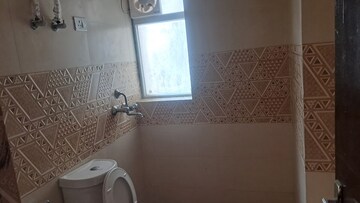 Bathroom in 2.5 BHK Apartment at Amrapali Leisure Park, Amrapali Leisure Valley – for Sale