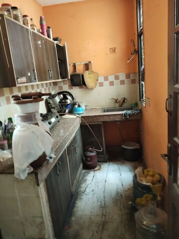 Master Bedroom in 2 BHK Builder Floor at Sector 55 – for Rent
