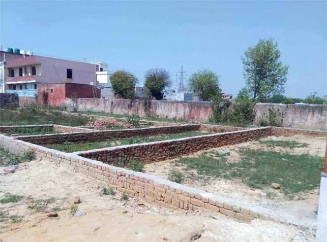 Plot For Sale in Royale City