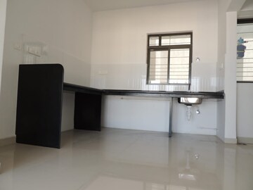 Room in 1 BHK Apartment at Ganesh Plaza Narhe, Narhe – for Rent