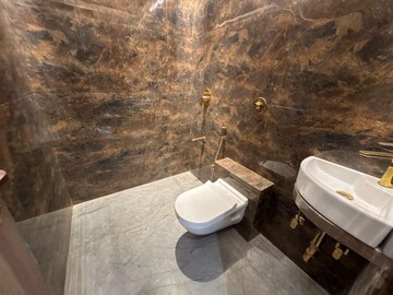 Bathroom in 4 BHK Apartment at Lodha Grandeur, Prabhadevi – for Sale