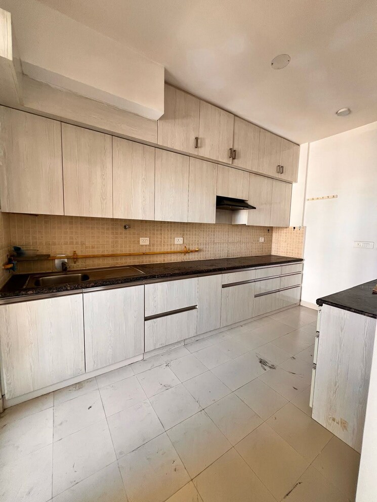 Kitchen, godrej-aria 2 Bedroom 1503 Sq.Ft. Apartment In Sector 79 Gurgaon 8585110