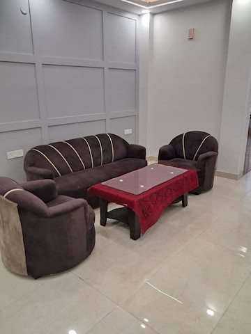 Living Room in 3 BHK Builder Floor at Indrapuram – for Rent