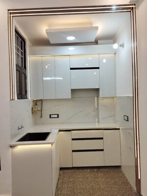 Kitchen in 3.5 BHK Apartment at Arihant Paradiso, Ahinsa Khand 2 – for Sale