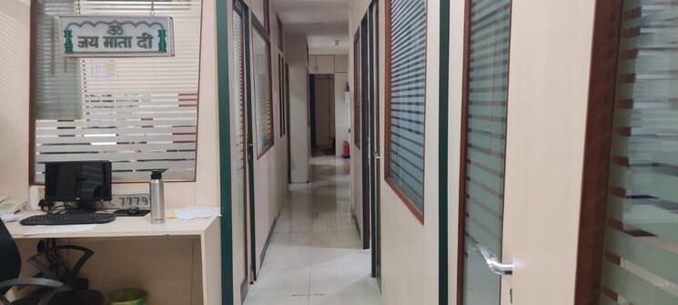 undefined, sanpada Commercial Showroom 1772 Sq.Ft. In Sanpada Navi Mumbai 8585193