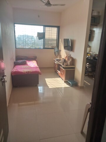 Furnished Amenities in 1 BHK Apartment at Goregaon West View CHS, Goregaon West – for Rent