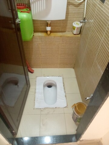 Bathroom in 1 BHK Apartment at Goregaon West View CHS, Goregaon West – for Rent